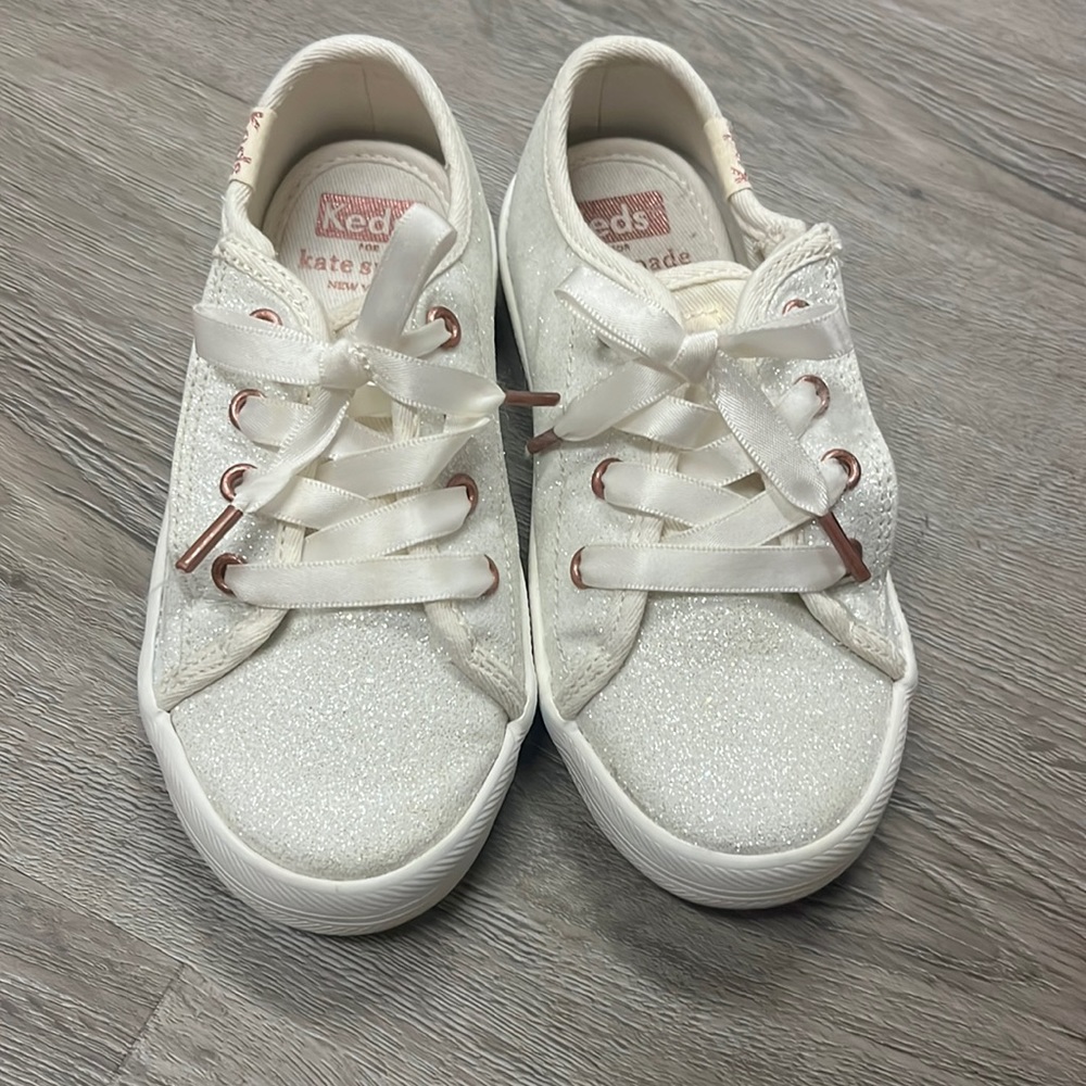 Toddler shoes Kate spade for Keds size 9. Barely used. Like new.